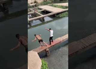 طب ليه كده بس