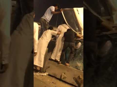 بنت تبكي على ابوها في حادث بوادي زهران المخواه