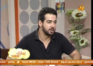  ترميم اللوحات الفنية والزيتية أ عمرو عبد اللطيف فادى