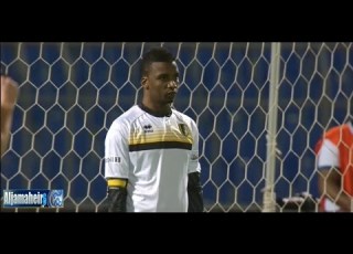  محمد نور يتحول إلى حارس مرمى بعد طرد فواز القرني