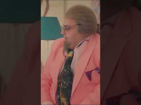 المدام تنكه جدا مبتتكلمش مع اي حد اللعبة