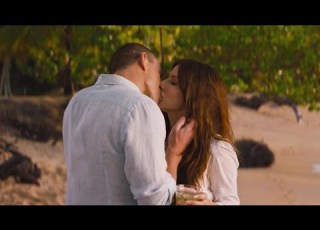 The Lost City Kiss Scene Loretta Sage And Alan Caprison Sandra Bullock And Channing Tatum