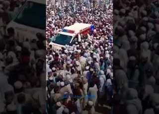 مفتی سردار علی حقانی کا جنازه کوتاه