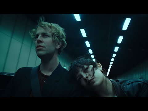 Tom Odell Don T Cry Put Your Head On My Shoulder Official Music Video