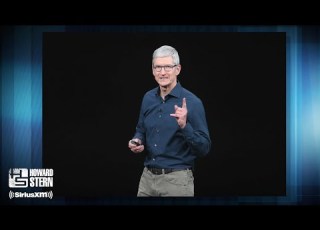  Anderson Cooper On Helping Apple CEO Tim Cook Come Out