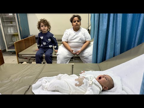 فهودي والبطريق اخذو آسر للمستشفى