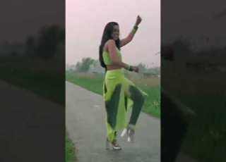 Bole Mera Kangna Dheere Dheere Bole Meri Payal Dheere Dheere