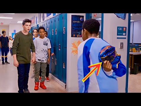 اصحابة بيضربوة علقة موت بيلاقي قناع بيمنحة قوة خارقة وبينتقم منهم وبيكسب بطولة العالم اصحابة بيضربوة علقة موت بيلاقي قناع بيمنحة قوة خارقة وبينتقم منهم وبيكسب بطولة العالم