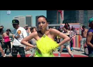  Amuro Namie Hands On Me