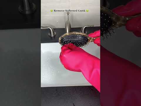 How To Clean Your Hair Brush