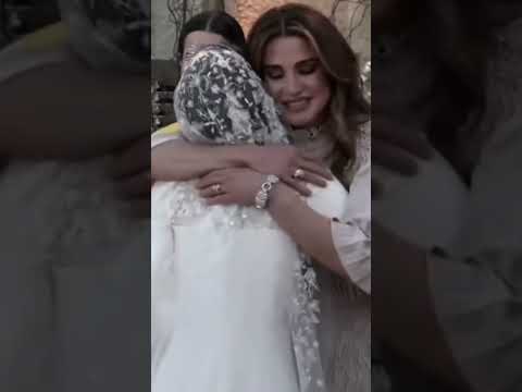 اغنية إليسا للاميره إيمان اهداء من الملكه رانيا Explore Youtube Tiktok Like Love ترند اغاني