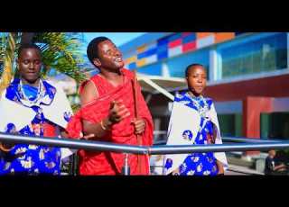 LAMAYANI TUMBA ENKULUKUONI SONG