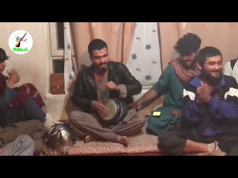 مه که مردم کفنم پارچه باشه با زیر بغلی