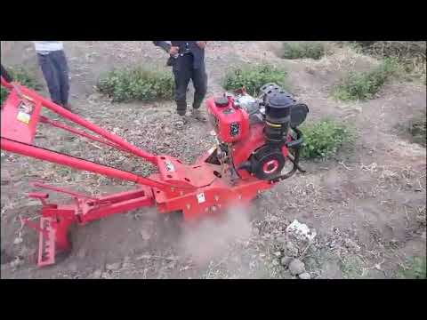 حراثه جنزيره اثناء العمل بالأرض الوعره والنتائج مذهله 772952320 عمل المزارع نجيب عامر