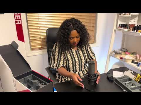 Ebagabo Twugurure Microphone