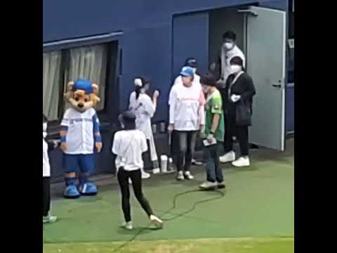 試合直前の澄田綾乃さん Shorts グラビアアイドル 20220703 鎌ヶ谷ｽﾀｼﾞｱﾑ ﾌｧｰﾑ交流戦 鎌ｽﾀ