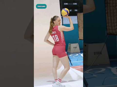 زهرة أجمل لاعبة تركية في كرة الطائرة