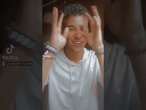 مش مستاهلة اني اقولك ي حبيبتي انا عشقك كلك