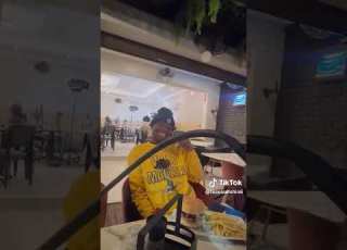 Fezela Mshini And Bongani Meet Up Again 1millionviews Funny 1mviewers Comedyfilms