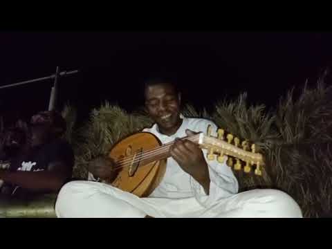 من روائع الراحل حميد الزاهير على دوك لعيون ايما وخويت بلادي بأداء الفنان احمد التقوى ضرورية من روائع الراحل حميد الزاهير على دوك لعيون ايما وخويت بلادي بأداء الفنان احمد التقوى ضرورية