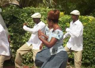 Magreth Magenda Wakati Ni Huu AESL12