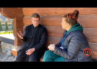  Поховальні забобони розмова зі священником Андрієм Танасійчуком