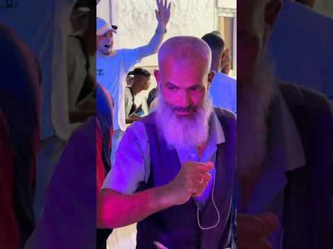 شيخنا دار حالة في عرس