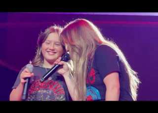  Kelly Clarkson Heart Beat Song