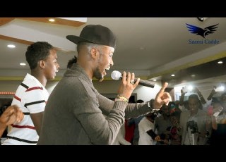 YUU BEEZAANI LIVE HEESTII LABO WAJIILE SHOWGII XAMAR XIDIGAHA ISLII