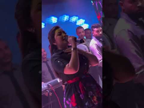 بكاء رحمه محسن علي المسرح بأغنية اللي فتحتلوا بيتي وخاني اكسبلور رحمه محسن رحمة محسن اسند ضهرك