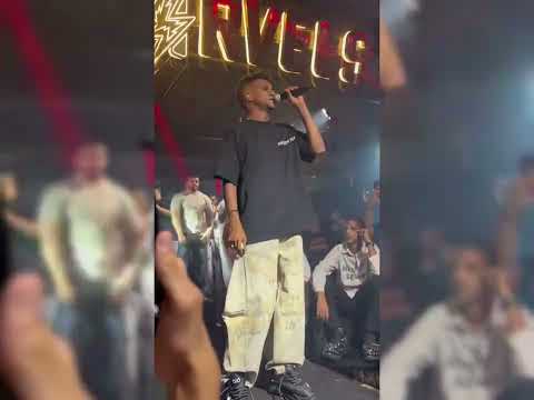 موال ليڤ عصام صاصا يحتاجو حضن يضمهم نسيت النوم ويوم ورا يوم عصام صاصا