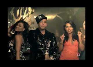 Daddy Yankee Pose UHD 8k 60fps