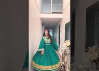  و نمایش دادن لباس توسط ناز چپ کار در استرالیا