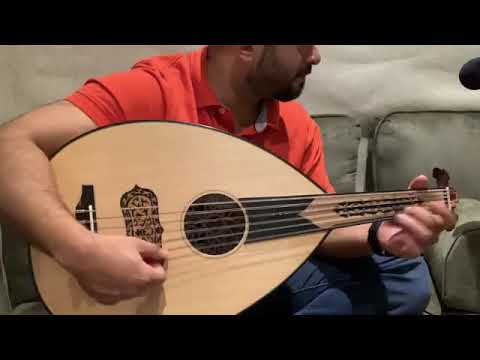 غريبة الناس بالعود بصراحة احساس جميل جدا