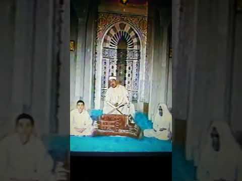 مقطع نادر وحصري ينشر لأول مرة للشيخ الطبلاوي من الإمارات عام ١٩٨٥ من ابداعات الشيخ ونغماته الربانية