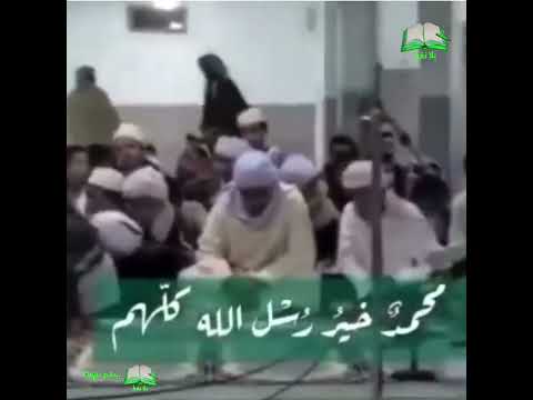 محمد خير من يمشي على قدم صلى الله عليه وسلم محمد خير من يمشي على قدم صلى الله عليه وسلم