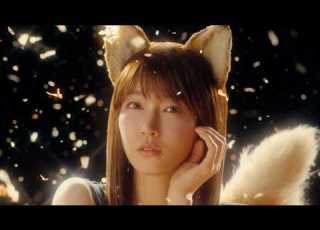  吉岡里帆 どんぎつね 4年ぶり復活 黒ドレスで妖艶な大人の魅力全開 帰ってきたどんぎつね 篇
