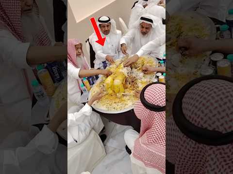 شاهد لماذ يحبون لحم الجمال في دبي