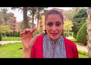  جاب لأمه بلطجية عشان يعروها و يصوروها و اخد منها المصحف عشان يدوس عليه