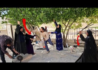 An Old Woman S Fight With Agha Mohammad Zalim And His Second Wife After Destroying The Wall