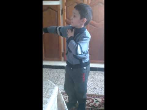 طفل يرقص اغنية الراي خدعتيني نتيا