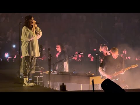 Billie Eilish L AMOUR DE MA VIE Over Now Extended Toronto N1 2024
