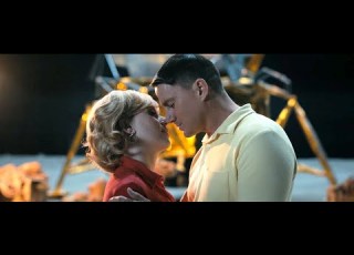  Scarlett Johansson And Channing Tatum Kiss Scene
