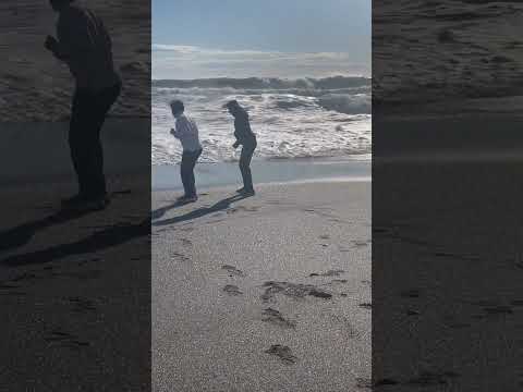 عاصفة شمال تركيا جنوب تركيا البحر هائج امواج عالية تصل الى ٣ امتار