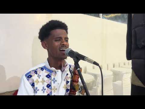 New Tigrigna Live Music Girmay Kindeya ድምፃዊ ግርማይ ክንደያ ዝገርም ደርፊ አብ መርዓ ደቂ እገላ