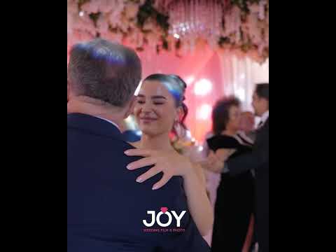 Luiz Ejlli Me Super Atmosferë