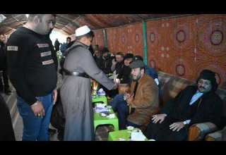 حضور ابو درع في عزاء الشاعر رياض الوادي