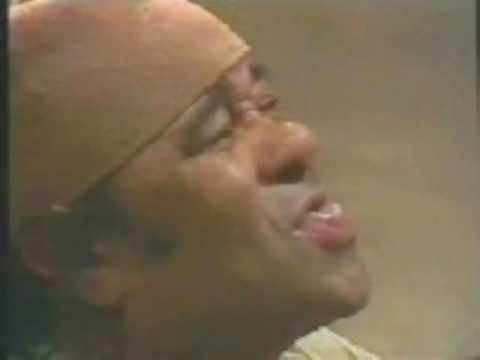 محو الاميه على طريقة سمير غانم