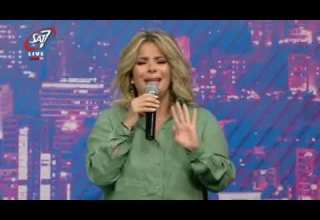 ترنيمة يسوع حي فيا المرنمة باسمة