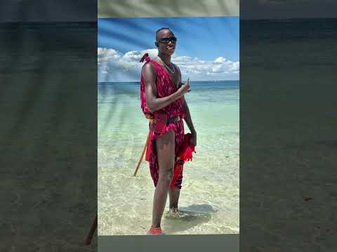 Kariakoo Seriyni Msiki Wa Maa